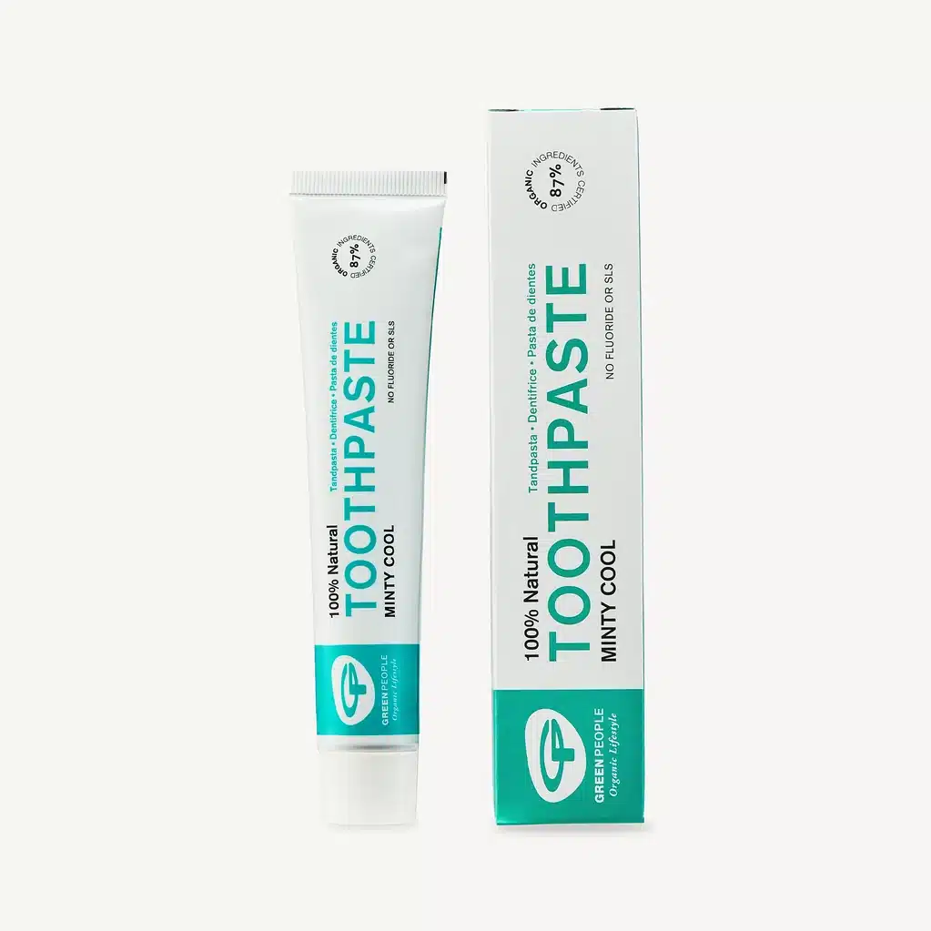 D008-minty-cool-toothpaste-50ml_3d6eee7a-b097-4e90-878d-fa6fe6de0e3e - Threeleaf Wellness Club